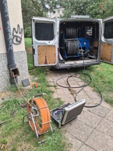 Próba udrożnienia deszczówki